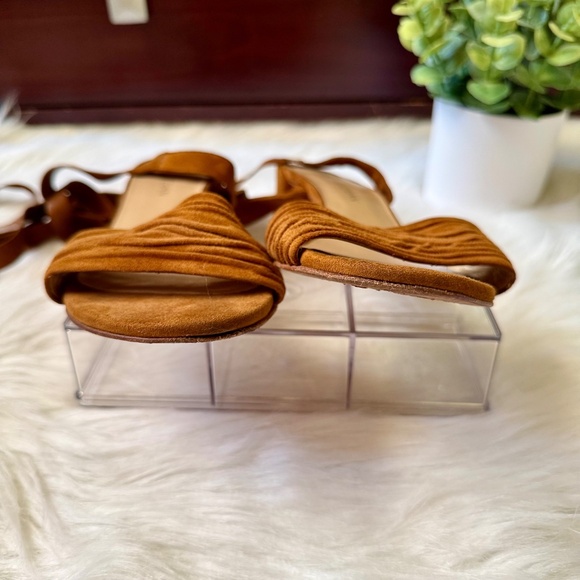 Stuart Weitzman Ankle Wrap Swifty Heels Camel Suede Sandals | Tan Brown Size 10 - Picture 12 of 15